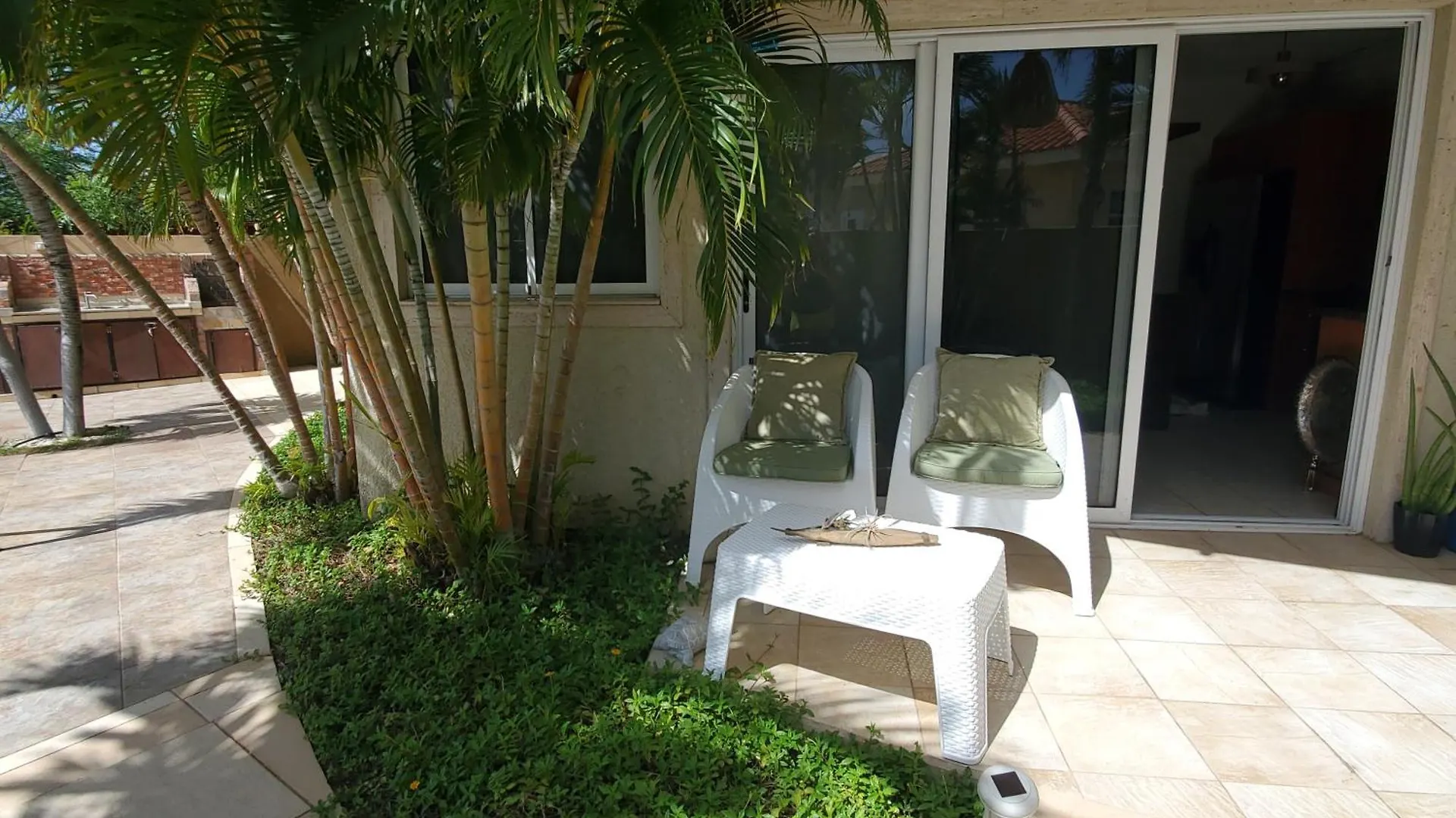 Bohemian Townhouse Palm Beach Aruba