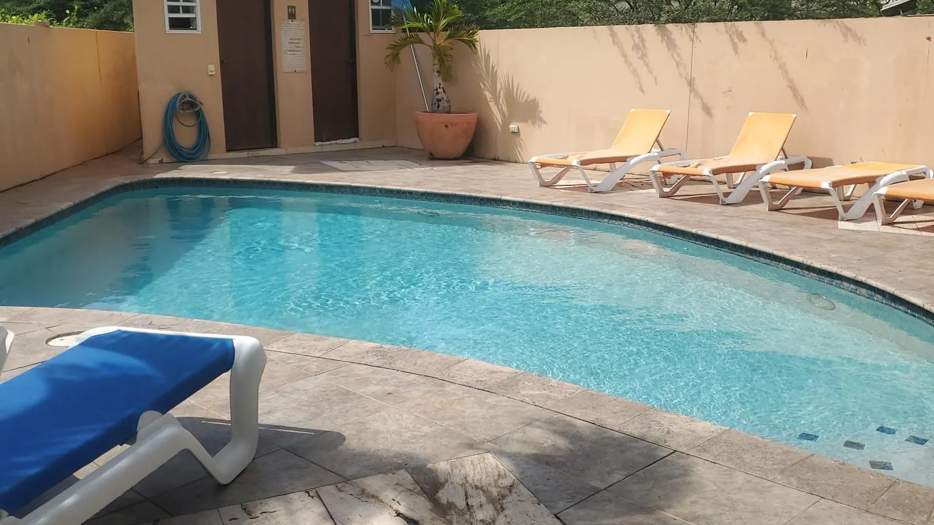 Bohemian Townhouse Palm Beach Aruba Appartement