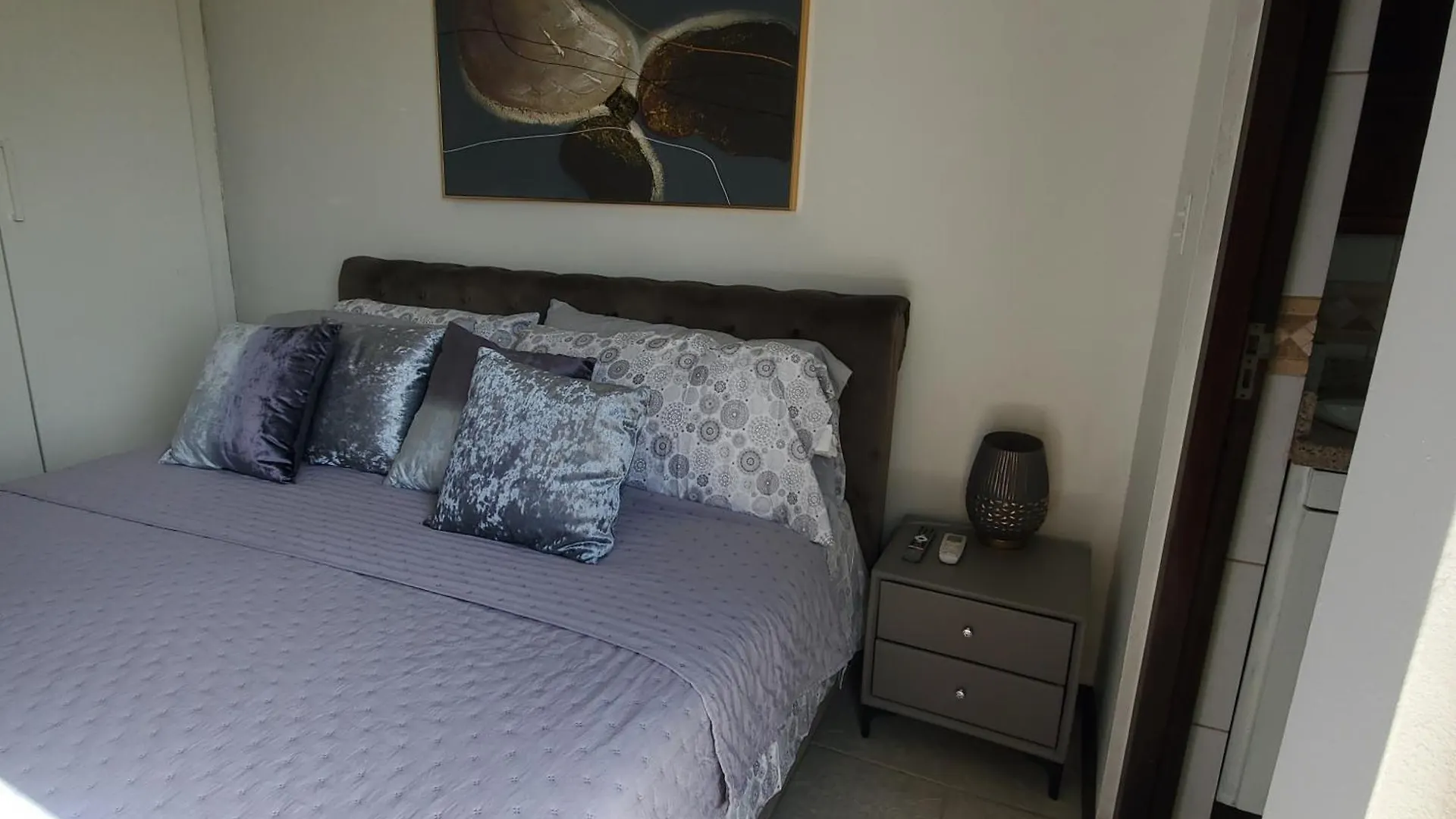 Bohemian Townhouse Palm Beach Aruba Apartment